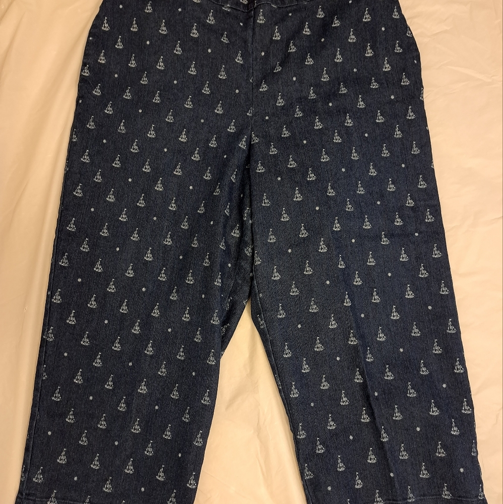 3/$20 Alfred Dunner Capri